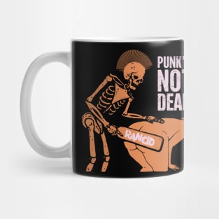 punks not dead Mug